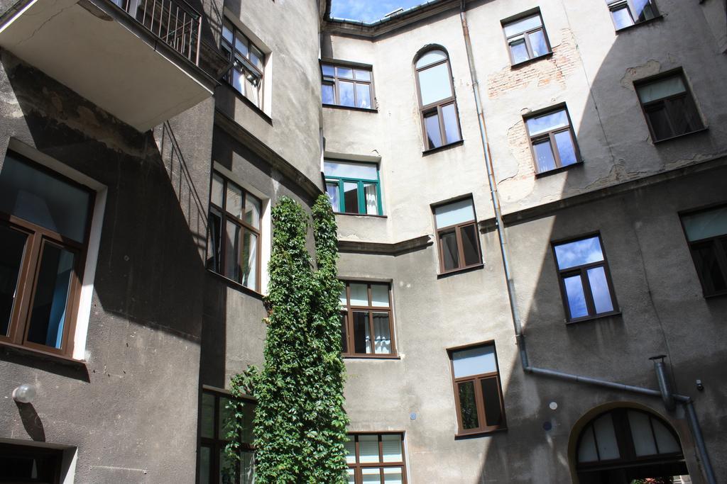 Cent Hostel Lublin Eksteriør bilde